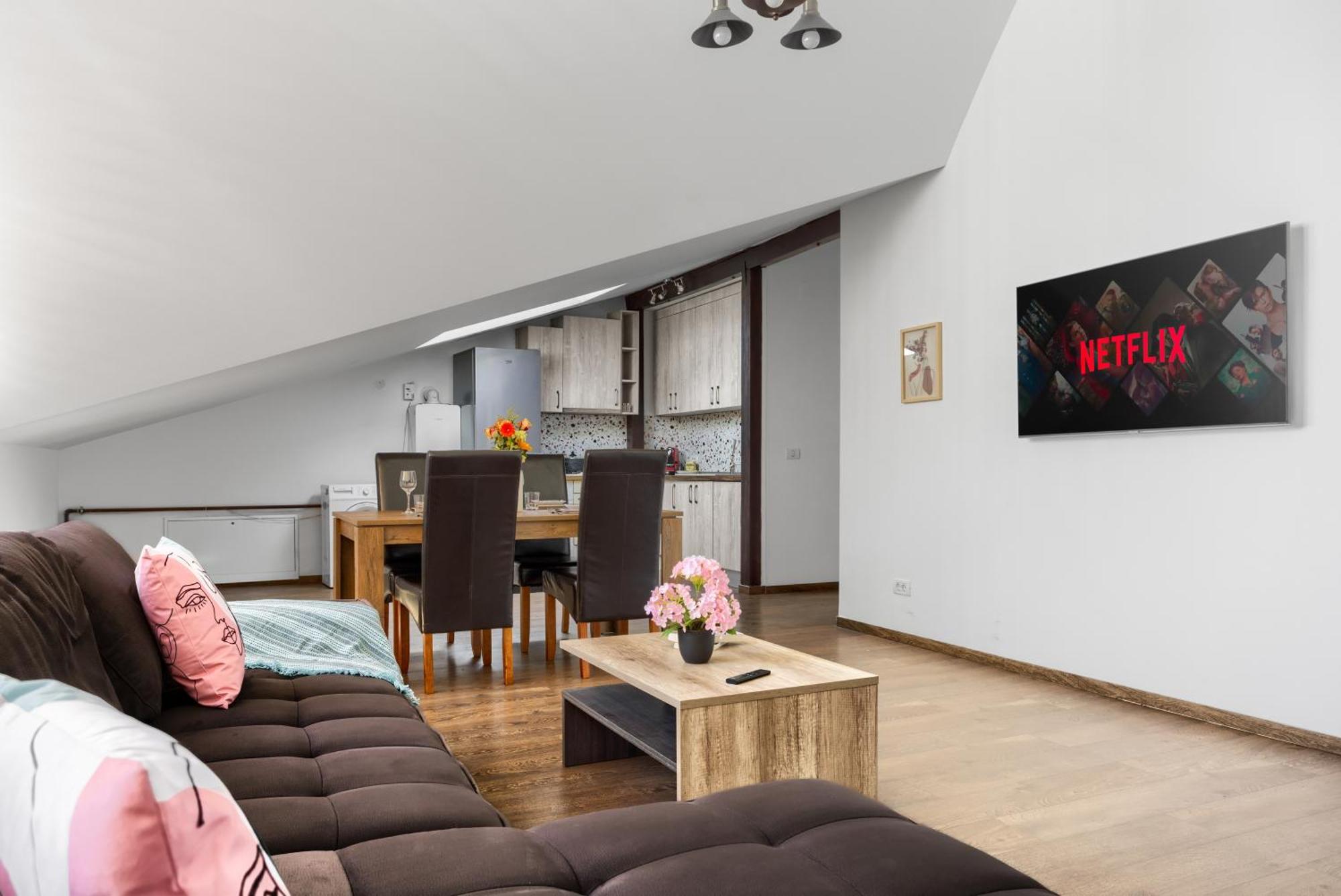 Ari Central Grand Apartments - Luxurious Stay Арад Экстерьер фото